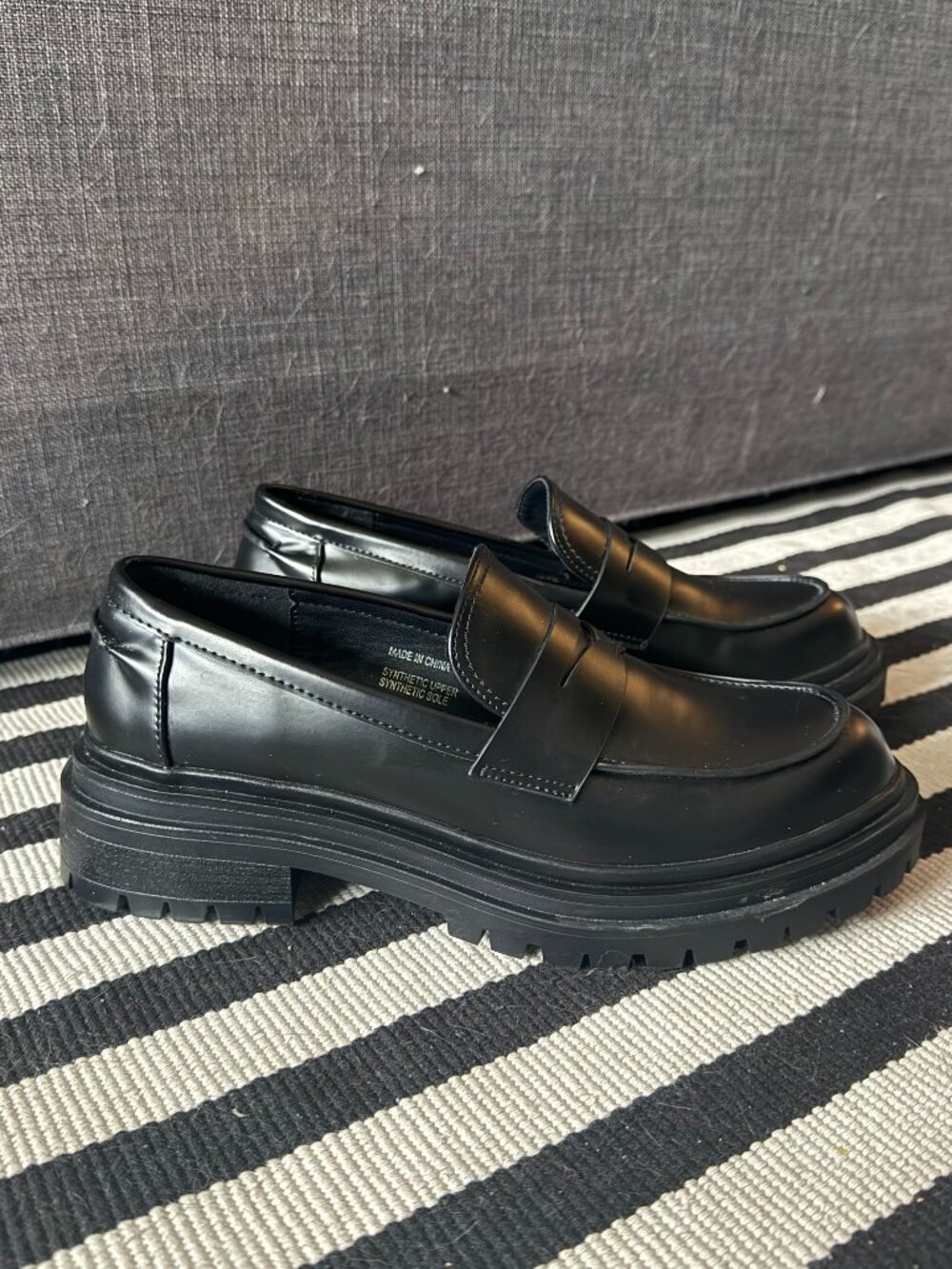 Steve Madden Women's Black Chunky Loafers